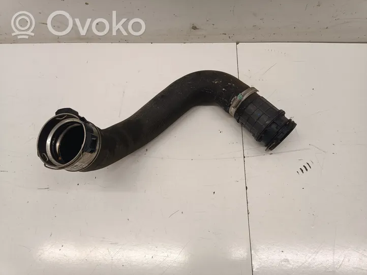 Opel Astra K Tube d'admission de tuyau de refroidisseur intermédiaire 13374646