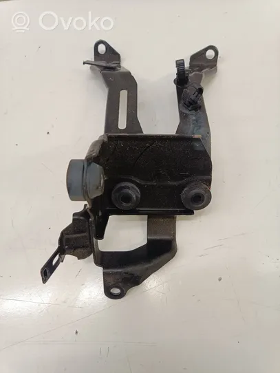 Subaru Forester SK Support bolc ABS 