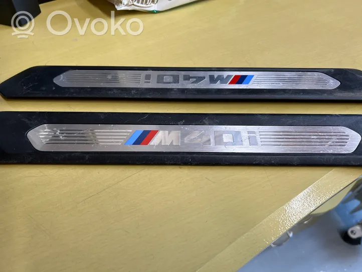 BMW X3 G01 Priekinio slenksčio apdaila (vidinė) 8089579