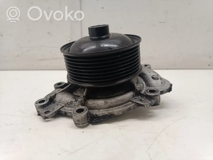 Mercedes-Benz R W251 Water pump 