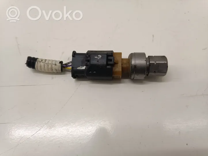 Peugeot 2008 II Air conditioning (A/C) pressure sensor 9833078680