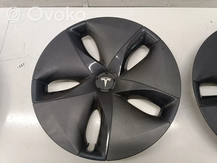 Tesla Model 3 18 Zoll Radkappe 