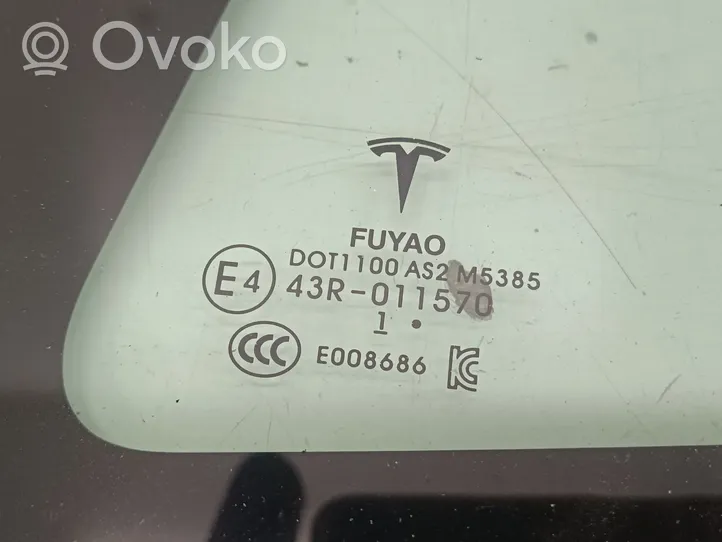 Tesla Model 3 Luna/vidrio traseras 43R011570