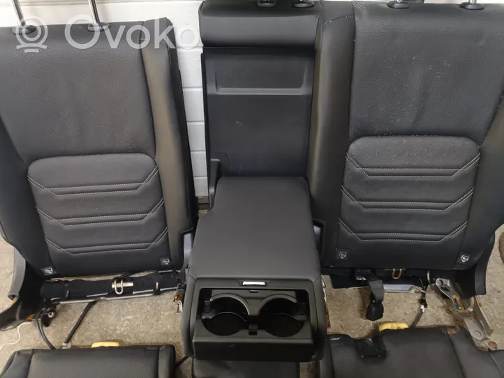 Lexus NX Sėdynių / durų apdailų komplektas 