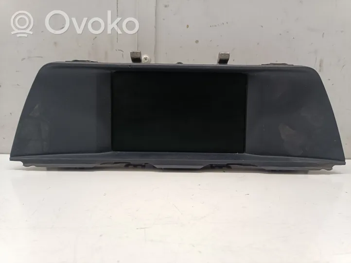 BMW 5 F10 F11 Bildschirm / Display / Anzeige 9241828