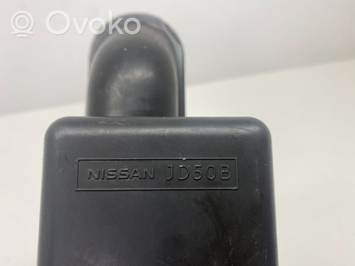 Nissan Qashqai Ilmanoton kanavan osa JD50B