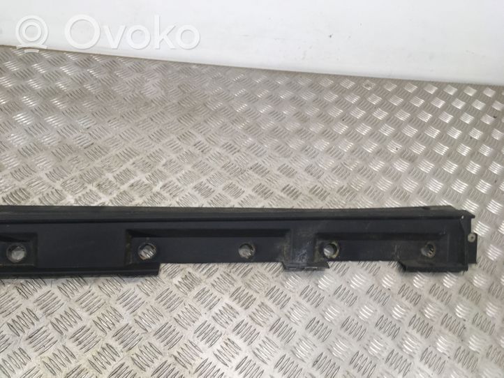 Toyota RAV 4 (XA50) Verkleidung Schweller vorne 7586042030