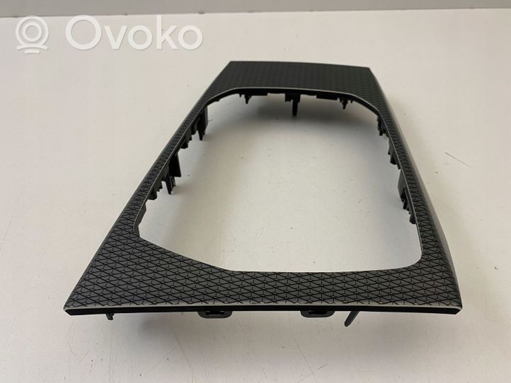 BMW 3 G20 G21 Rivestimento in plastica cornice della leva del cambio 9R5A1979401