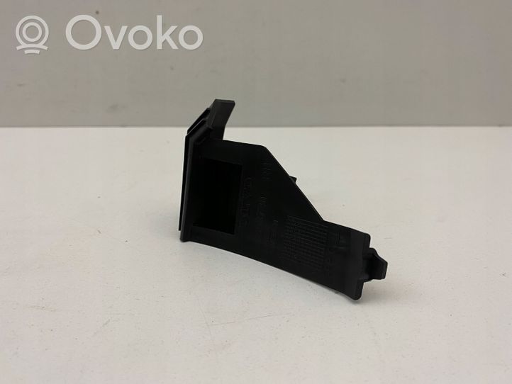 Volvo C30 Support de montage de pare-chocs avant 30698720