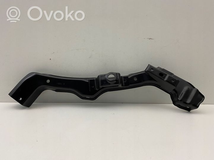 Suzuki Swift Pannello laterale di supporto del radiatore 5825063J00