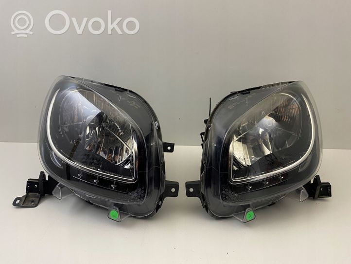 Smart ForTwo III C453 Lot de 2 lampes frontales / phare A4538200839