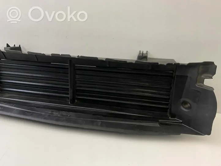 Peugeot 3008 I Garniture de radiateur 9672696880