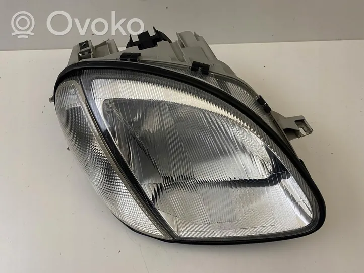 Mercedes-Benz SLK R170 Lampa przednia A1708202461