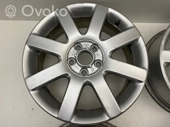 Volkswagen Golf V Felgi aluminiowe R17 