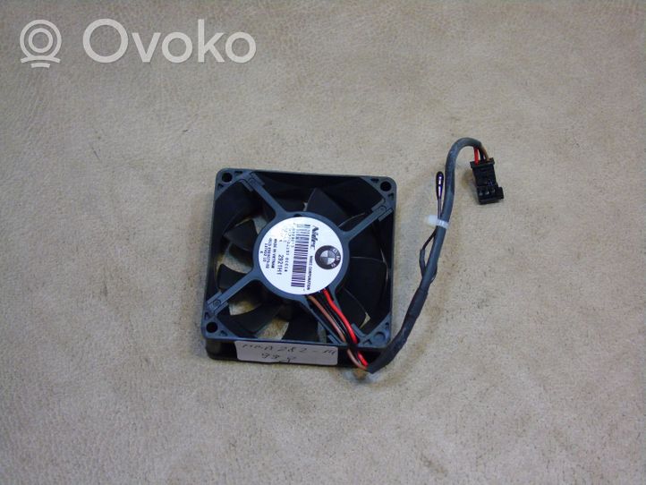 BMW 7 F01 F02 F03 F04 Ventilador de unidad de control/módulo del motor 6983075