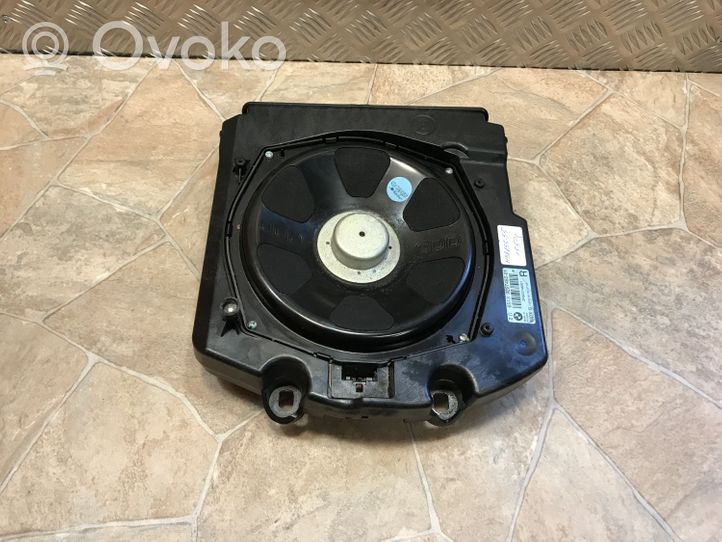 BMW 7 F01 F02 F03 F04 Subwoofer-bassokaiutin 9227482