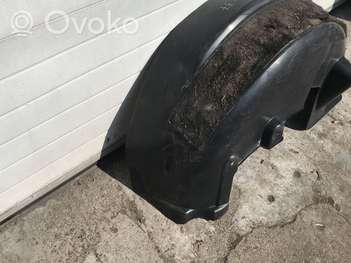 Mercedes-Benz GL X166 Takapyörän sisälokasuojat A1668847522