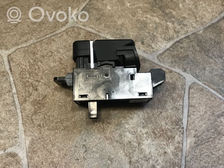 BMW 5 G30 G31 Interruttore del freno di stazionamento/freno a mano 6842027