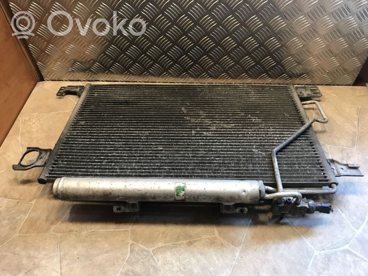 Mercedes-Benz C W203 Radiateur condenseur de climatisation A2035002154