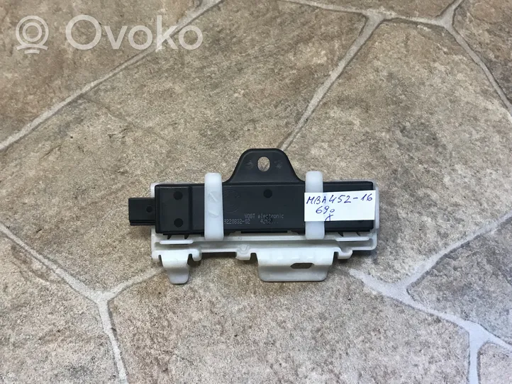 BMW 5 F10 F11 Antena wewnętrzna 9220832