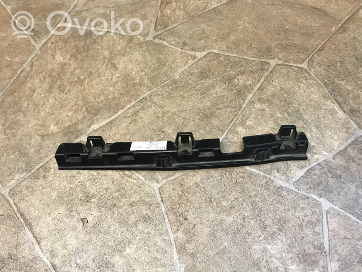 BMW 7 F01 F02 F03 F04 Listello di supporto del sottoporta 7183901