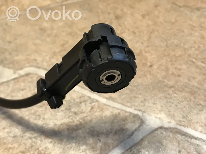 Mercedes-Benz ML W164 Câble adaptateur AUX A1645406507