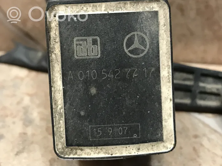 Mercedes-Benz ML W164 Capteur de hauteur de suspension arrière A0105427717