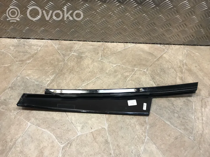 BMW 7 F01 F02 F03 F04 Rivestimento modanatura del vetro della portiera anteriore 7185225