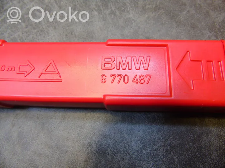 BMW 3 E90 E91 Skrzynka narzędziowa 6770487