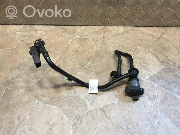 BMW 3 F30 F35 F31 Variklio pagalvės vakuuminis vožtuvas 7636144