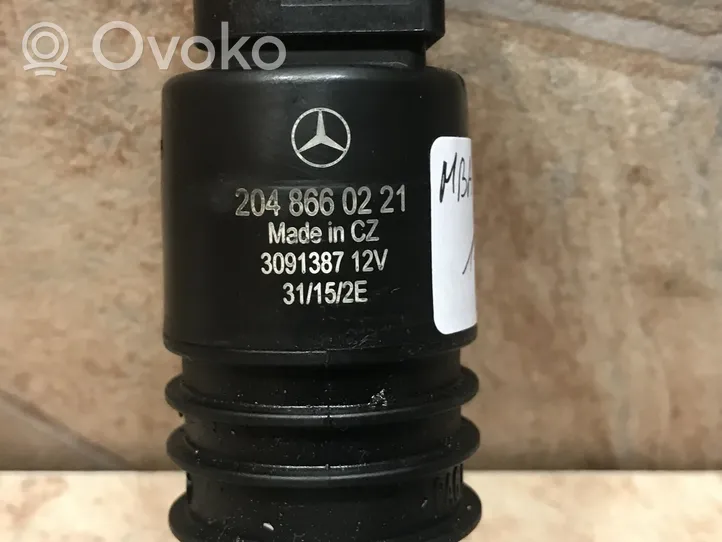 Mercedes-Benz C W204 Pompa spryskiwacza szyby przedniej / czołowej 2048660221