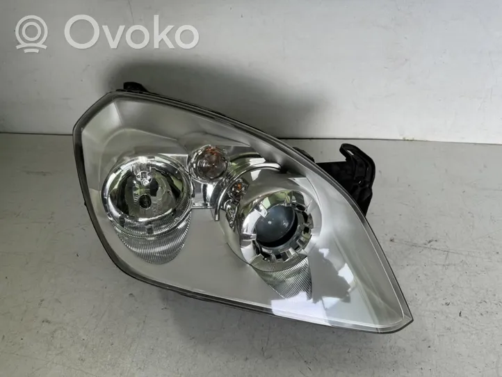 Opel Tigra B Lampa przednia 93162204