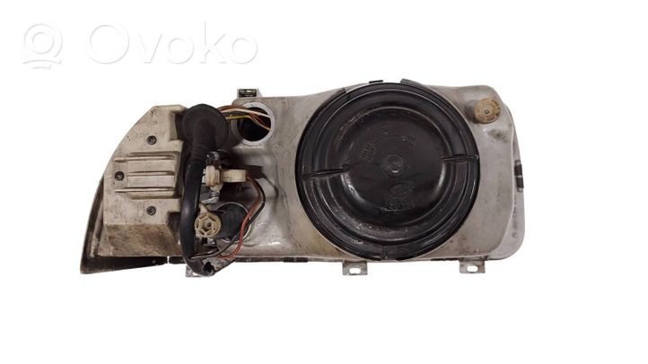 Audi 100 200 5000 C2 Lampa przednia 301122955