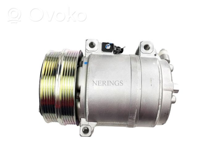 Ford Focus C-MAX Ilmastointilaitteen kompressorin pumppu (A/C) 813323