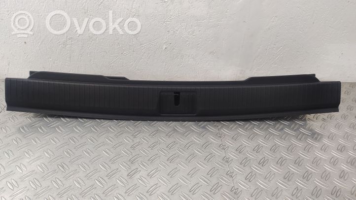 Volkswagen PASSAT B8 Bagažinės slenksčio apdaila 3G9863459