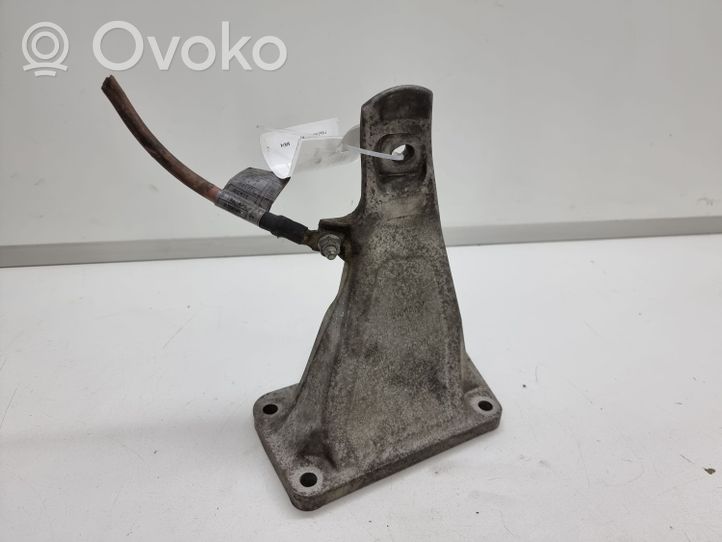 BMW 7 E65 E66 Support, suspension du moteur 6758420