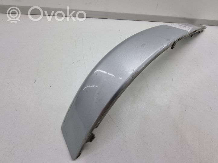 BMW 7 E65 E66 Modanatura della barra di rivestimento del paraurti anteriore 8223266