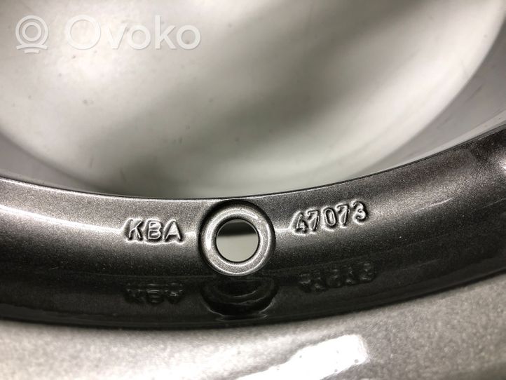 Suzuki Vitara (LY) Felgi aluminiowe R17 KBA47073