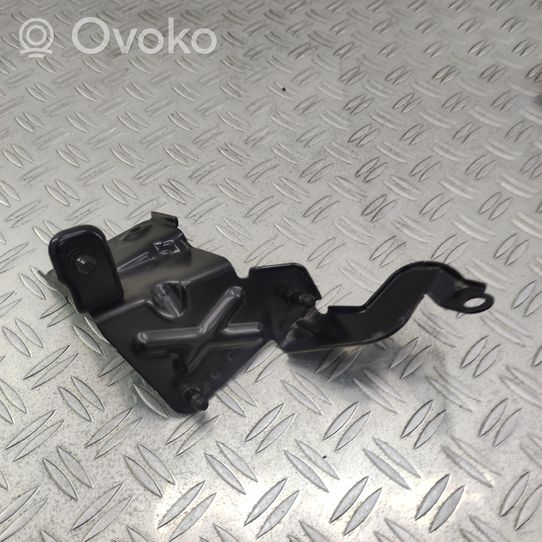 Volkswagen PASSAT B8 ABS pump bracket 5Q1614235