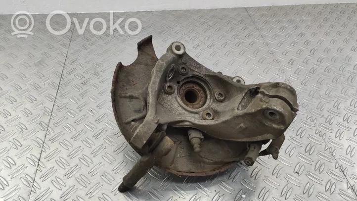 Volkswagen PASSAT B7 Front wheel hub 