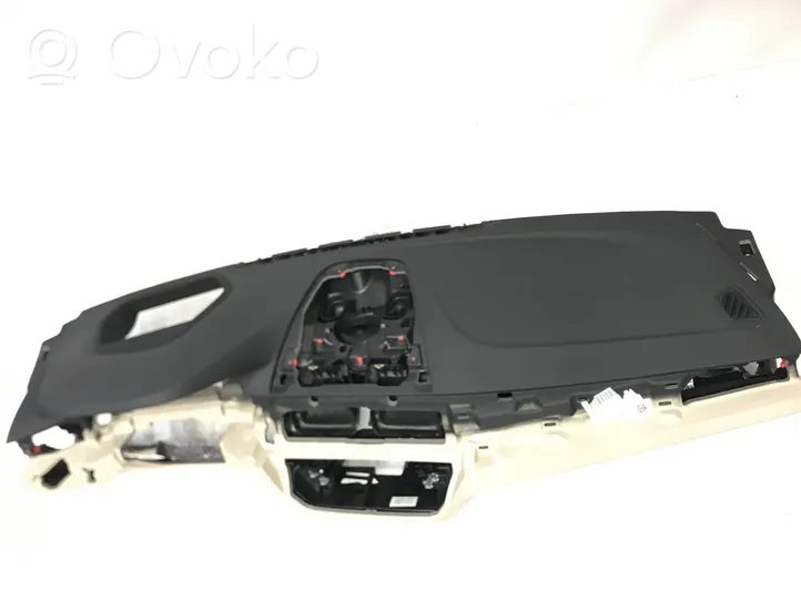 BMW 5 G30 G31 Dashboard 