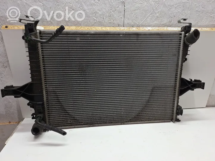 Volvo V70 Radiateur de refroidissement 05095831