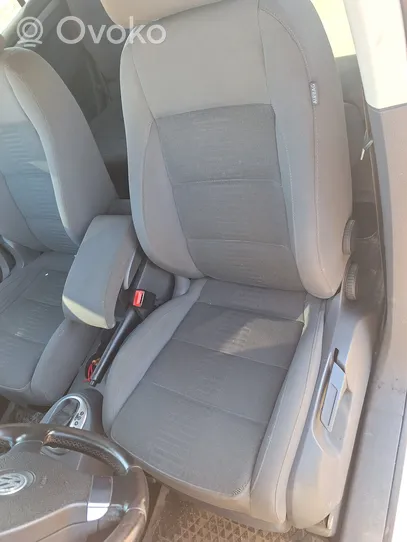 Volkswagen Touran I Juego del asiento 