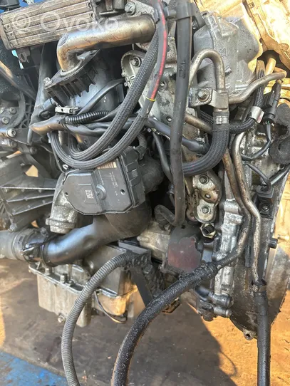 Mercedes-Benz Sprinter W906 Remplacement moteur 651956