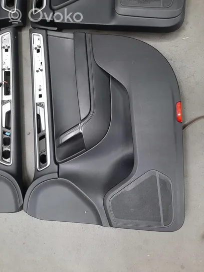 Volkswagen Touareg II Rivestimento del pannello della portiera anteriore 7P6971121H