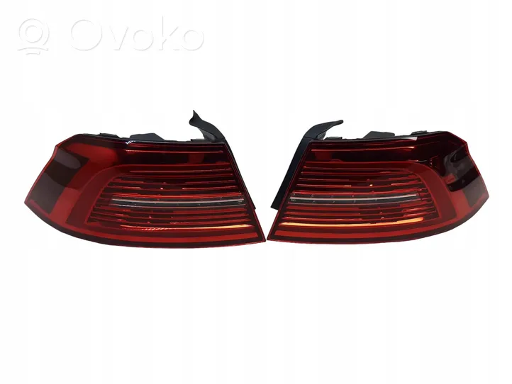 Volkswagen PASSAT B8 Lampy tylne / Komplet 3G5945208