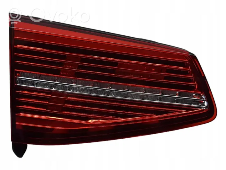 Volkswagen PASSAT B8 Rear bumper light 3G9945308A