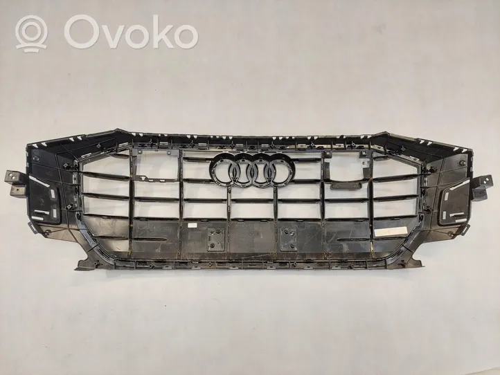 Audi Q8 Etusäleikkö 4M8853651D