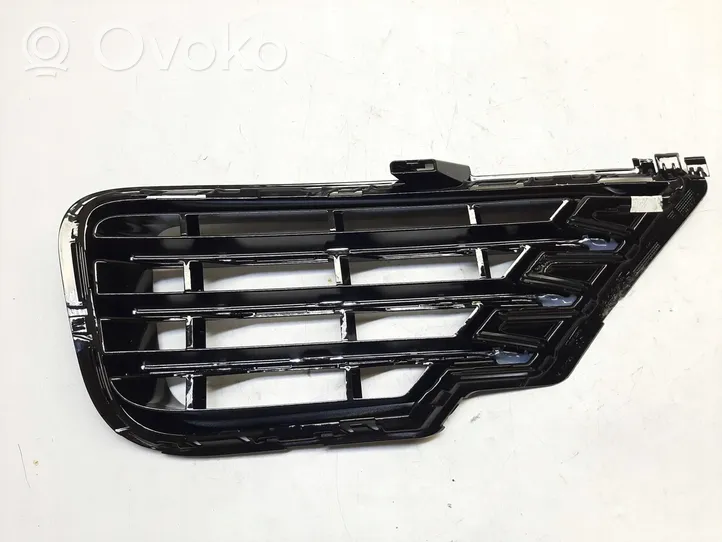 Volkswagen Touareg II Mascherina inferiore del paraurti anteriore 7P6853665G