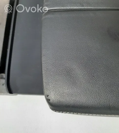 Audi SQ7 Podłokietnik tunelu środkowego 4M0864207C